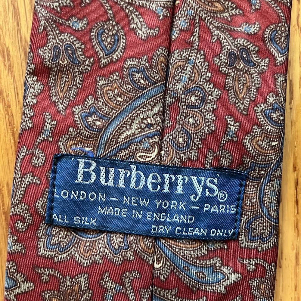 Vintage Burberry Silk‎ Paisley Tie Burberrys Deep Red Blue Formal Wedding - Picture 4 of 4